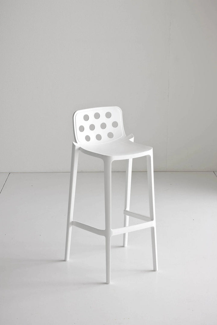 Isidoro Stool